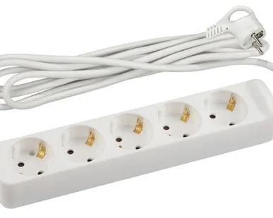 фото Удлинитель электрический U-5e-5m-3x1.5 с заземлением 5 розеток 5м ПВС 3х1.5кв.мм 16А Эра Б0044039