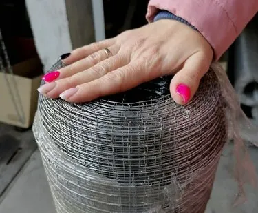 фото Сетка сварная Оцинкованная Ø 1,2 ячейка 12,5х12,5, размер сетки 1х15 метров