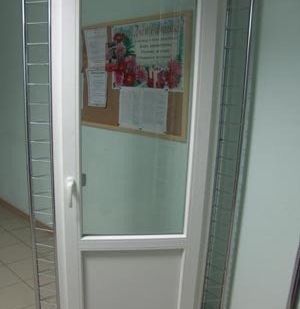 фото Дверь балконная 700*2000 мм, HM 58 профиль (1*24мм) - фурнитура ТТС Турция