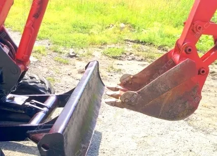 Фото №4 Аренда мини-экскаватора Hitachi ZX30U-2, Тюмень