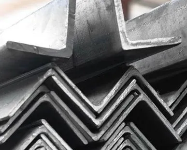 фото Уголок стальной равнополочный 180х180х11 мм ст. 3сп/3пс ГОСТ 8509-93