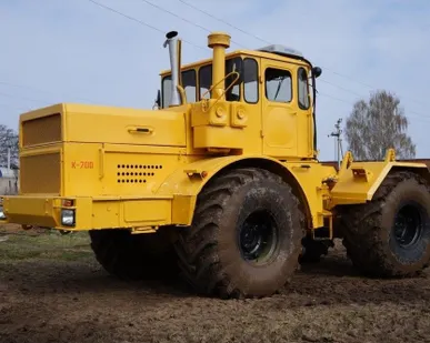 фото Трактор кировец к-700