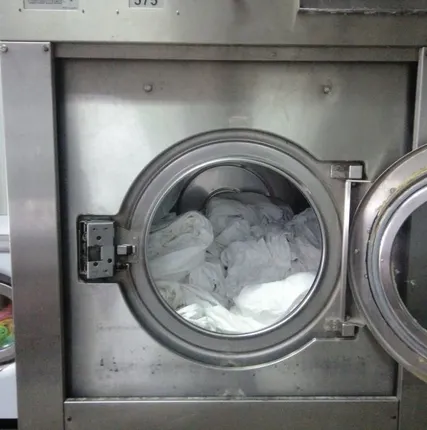 Фото №0 Стирка белья и спецодежды
