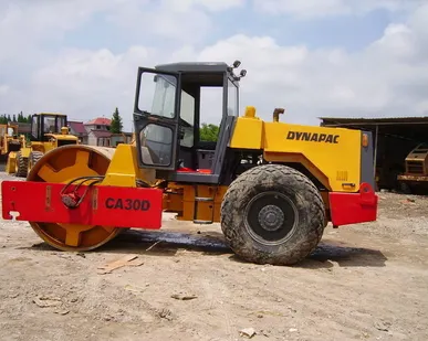 фото Услуги аренды виброкатка 8 т