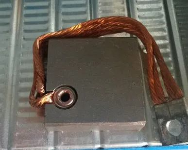 фото ЭЛЕКТРОЩЕТКА • МГ-4 16Х50Х50 •