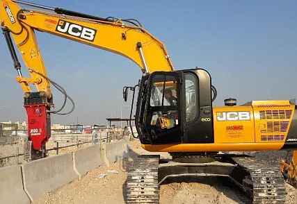 Фото №0 Аренда гидромолота на базе гусеничного экскаватора JCB 205