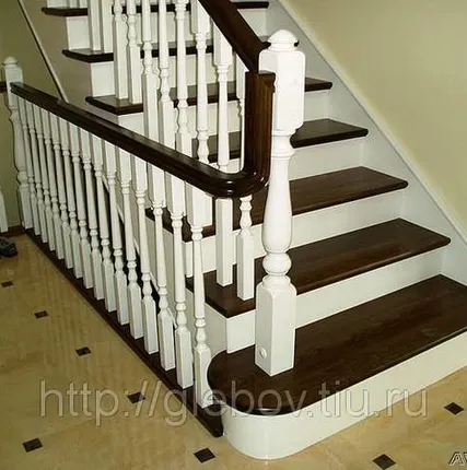 Фото №0 Лестницы из массива дерева