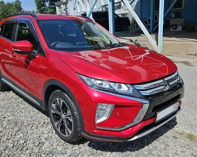 фото Mitsubishi Eclipse Cross