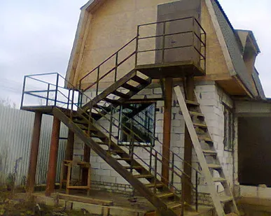 фото Металлические лестницы