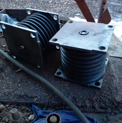 Фото №0 Амортизатор самосвала Terex (подушка демпферная)