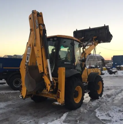 Фото №0 Аренда экскаватора-погрузчика с гидромолотом