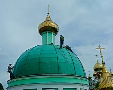 фото РАБОТЫ НА КУПОЛАХ ХРАМОВ И ЦЕРКВЕЙ