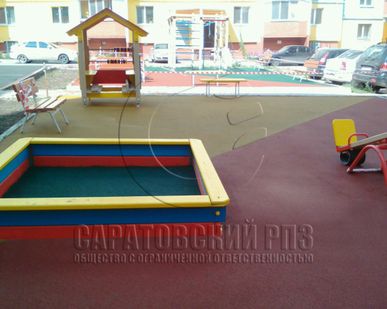 фото Бесшовное резиновое покрытие для детских площадок