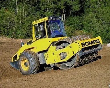 фото Грунтовый каток BOMAG BW 216 D-4 и BW 216 PD-4