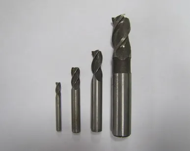 фото Фреза концевая по металлу д5 6 8 10 12 17