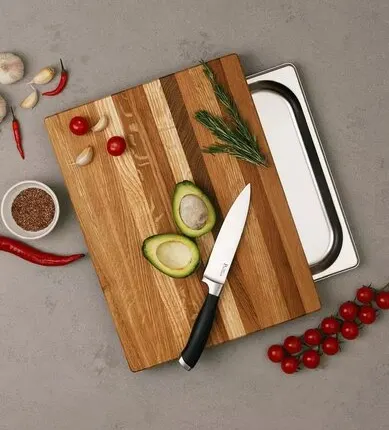 Фото №0 Доска разделочная из дуба с гастроёмкостью 40 см на 30 см толщина 4 см