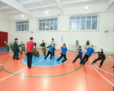 фото Профессионально спортивно наливное покрытие для спортзала