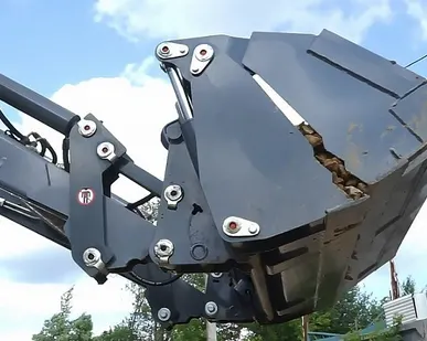 фото Ковш-челюсть для фронтальных погрузчиков Metal-Fach ширина захвата 1.5 метра