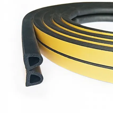 Фото №0 Уплотнитель самоклеящийся D40 12x10мм, черный 40м