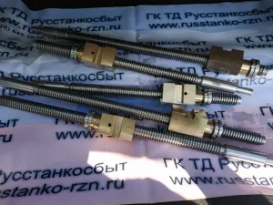 Фото №4 Винт с гайкой поперечной подачи 16К20 (стандартный и удлиненный на 100мм.) в Москве