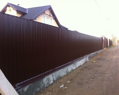 фото Установим забор металлический 1,5 м Шоколадно-Коричневый