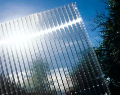 фото Поликарбонат сотовый 4 мм 2,1*6 м прозрачный (0,52кг/м²)