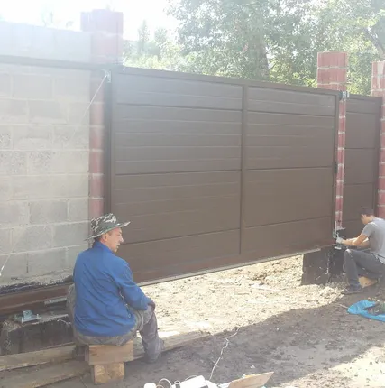Фото №0 Монтаж откатных ворот