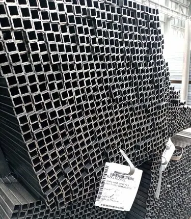 Фото №0 Труба профильная 40*40*2 6мп