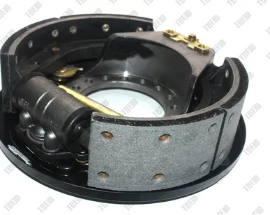 фото Колодки тормозные в сборе с цилиндром на экскаватор-погрузчик