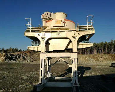 фото Центробежная дробилка с вертикальным валом VSI5Х1100(150-380 тн/час)