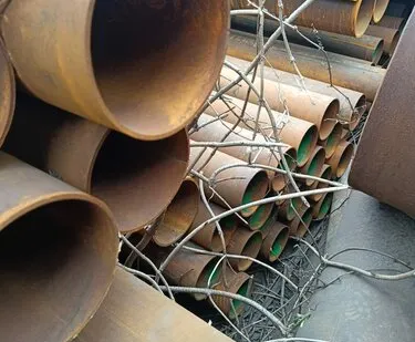 фото труба ЭСВ 159*4,0 прямошовная