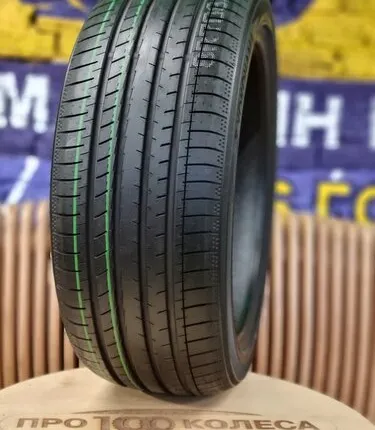 Фото №0 Yokohama BLUEARTH-GT AE51