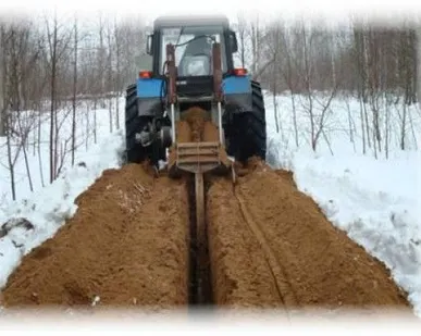 фото Услуги траншеекопателя (Бара, грунторез) аренда