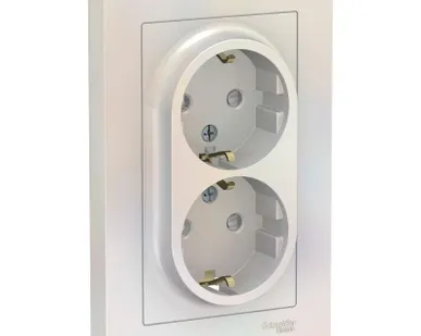 фото Розетка 2-м СП AtlasDesign 16А IP20 с заземл. защ. шторки в сборе жемчуж. SE ATN000426