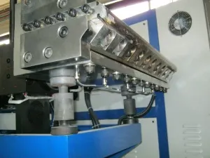 Фото №4 Плоскощелевая экструзионная линия в Новосибирске