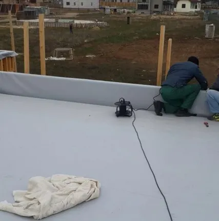 Фото №0 Монтаж мембранной кровли