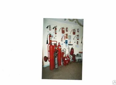 фото Огнетушители порошковые, огнетушители углекислотные