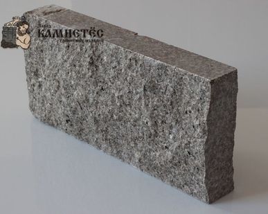фото Плиты гранитные "Скала" 300х150х50мм, Куртинский гранит