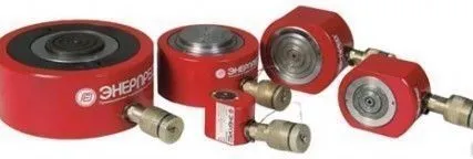 Фото №0 Домкрат низкий ДН100П15