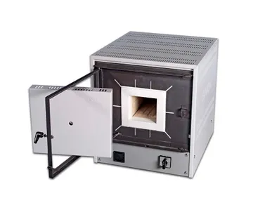 фото Печь муфельная SNOL 4/900 LSC 01 (900 ºC, 4 л.,камера-керамика, электронный терморегулятор)