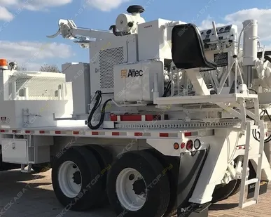 фото Аренда бурильно-крановой машины (ямобура) Altec D2045B, Санкт-Петербург