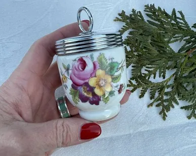 фото Кодлер на 1 яйцо Royal Worcester Букет №3 Англия