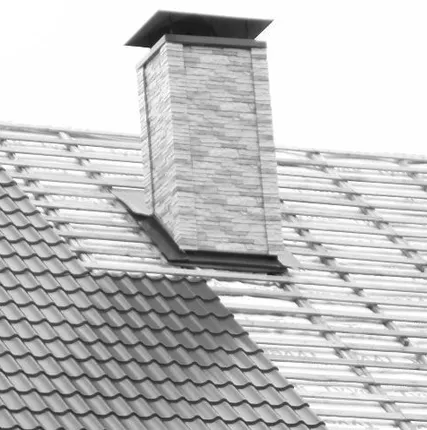 Фото №0 Монтаж кровли из металлочерепицы