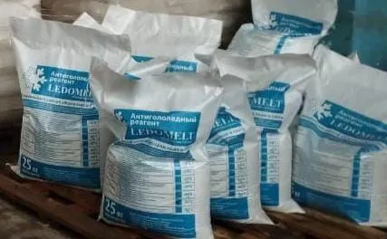 Фото №0 Антигололедные реагенты  Ледомелт в мешках 25 кг