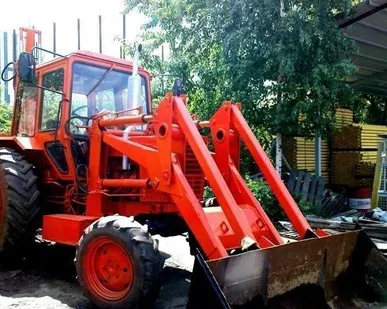 фото Аренда экскаватора погрузчика на базе МТЗ