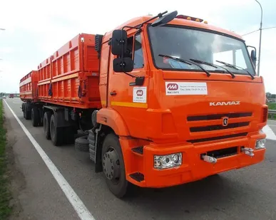 фото Самосвал КАМАЗ 45144