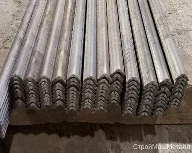 фото Уголок г/н 50х50х3 мм ст 3 ГОСТ 19771-93