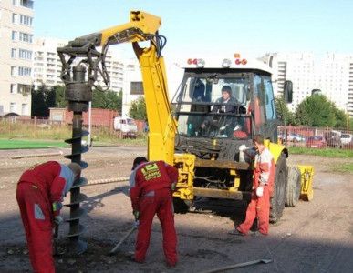 фото Установка опор ямобуром TRIVE 30