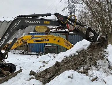 фото Аренда однозубого рыхлителя на базе мини экскаватора Volvo