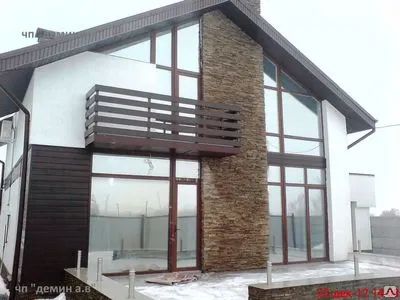 Фото №0 Солнцезащитная пленка на окна.